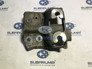 Фото автомобильной запчасти Кронштейн опоры двигателя левый B14. (оригинальный номер 41032AJ060BU)