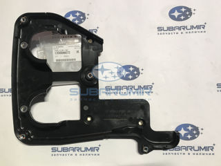 Фото автомобильной запчасти Кожух ремня ГРМ внутренний правый. (оригинальный номер 13568AA072)