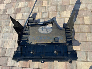 Фото автомобильной запчасти Пыльник двигателя B16  2019-/   БУ. (оригинальный номер 56410AN020)