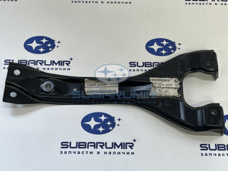 Фото автомобильной запчасти Планка телевизора центральная (оригинальный номер 53029FJ0209P)