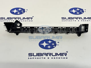 Фото автомобильной запчасти Кронштейн бампера правый передний G12 (оригинальный номер 57707FG002)