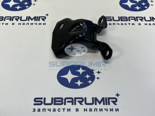 Фото автомобильной запчасти Петля двери левая верхняя, правая нижняя B13, S13 (оригинальный номер 60079AG014)