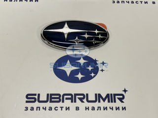 Фото автомобильной запчасти Эмблема (оригинальный номер 93033AG032)