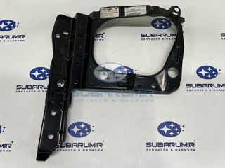 Фото автомобильной запчасти Рамка фары правая Forester 2002-2006гг. (оригинальный номер 53010SA0109P)