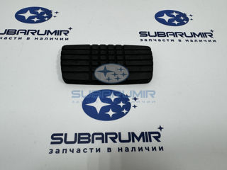 Фото автомобильной запчасти Накладка педали тормоза AT S10, B12 (оригинальный номер 36024AA010)