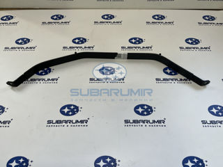 Фото автомобильной запчасти Крепление бензобака B13 правое. (оригинальный номер 42017AG001)