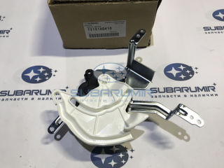 Фото автомобильной запчасти Моторчик заслонки печки B13 (оригинальный номер 72131AG410)